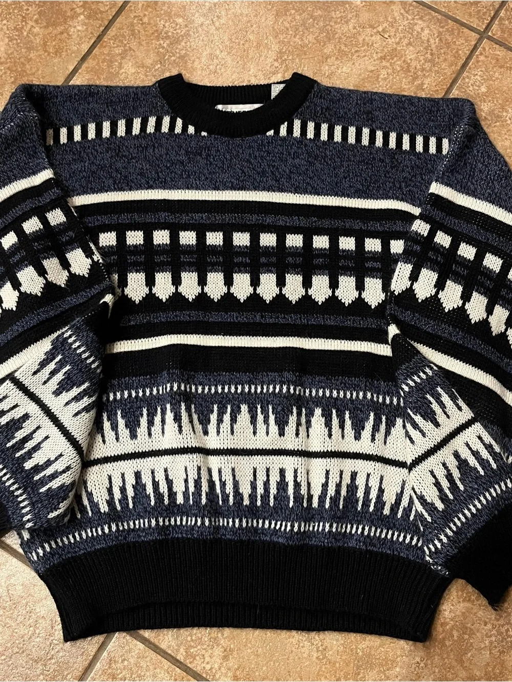 Vintage 80’s Saturdays Knit Ski Winter Sweater Abstract Blue White Men’s XL
